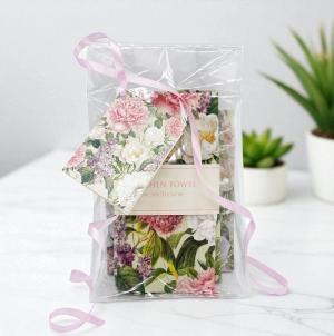 Presentset Pioner & Rosor (i cellofan) - Sköna Ting