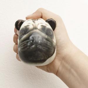 Stressboll Mops